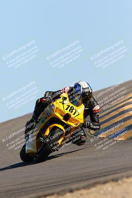 media/Feb-12-2022-SoCal Trackdays (Sat) [[3b21b94a56]]/Turn 12 (140pm)/